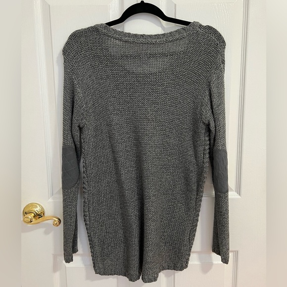 Francesca’s | Alya Knit Sweater - Picture 5 of 9